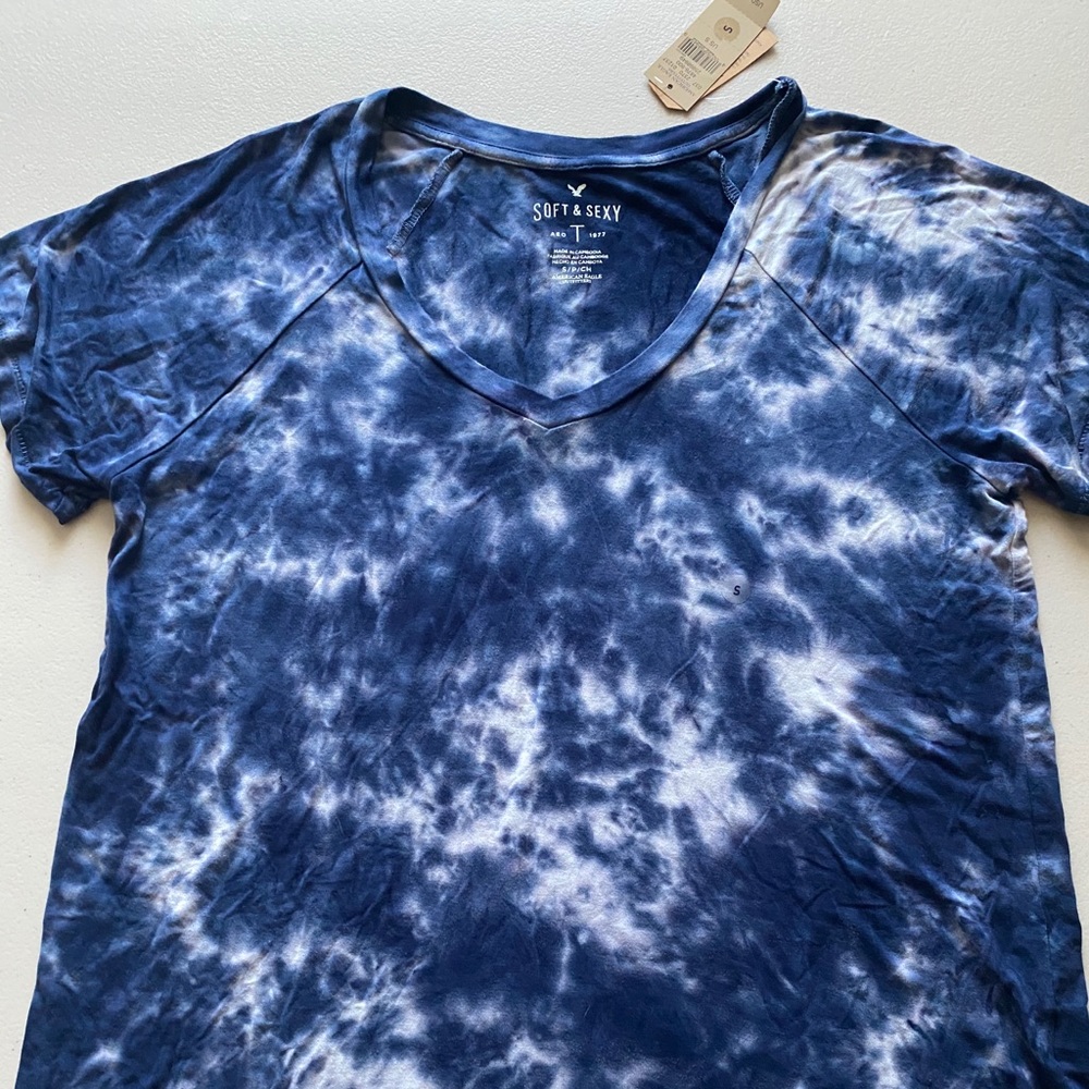 American Eagle Tie-dye shirt